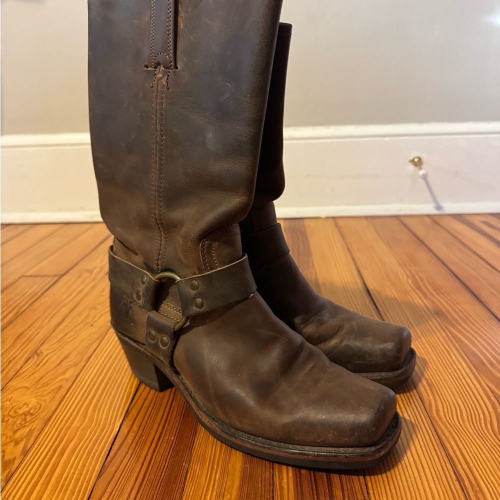 Frye Harness Motorcycle Cowgirl Leather Square Toed Boots